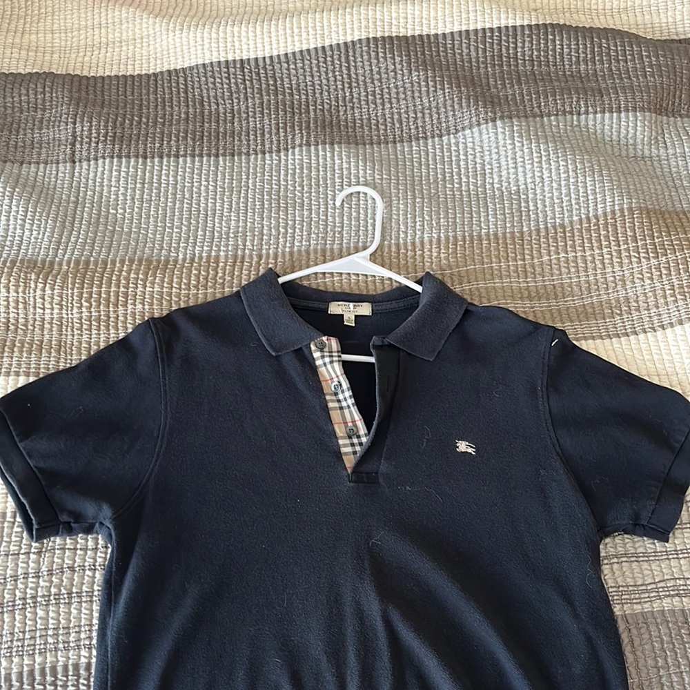 Navy blue Burberry polo shirt . Slim fit. Size large
